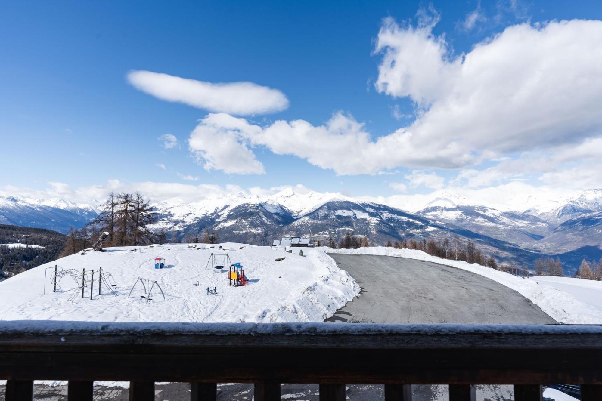 Chalet Des Alpes Gressan Esterno foto