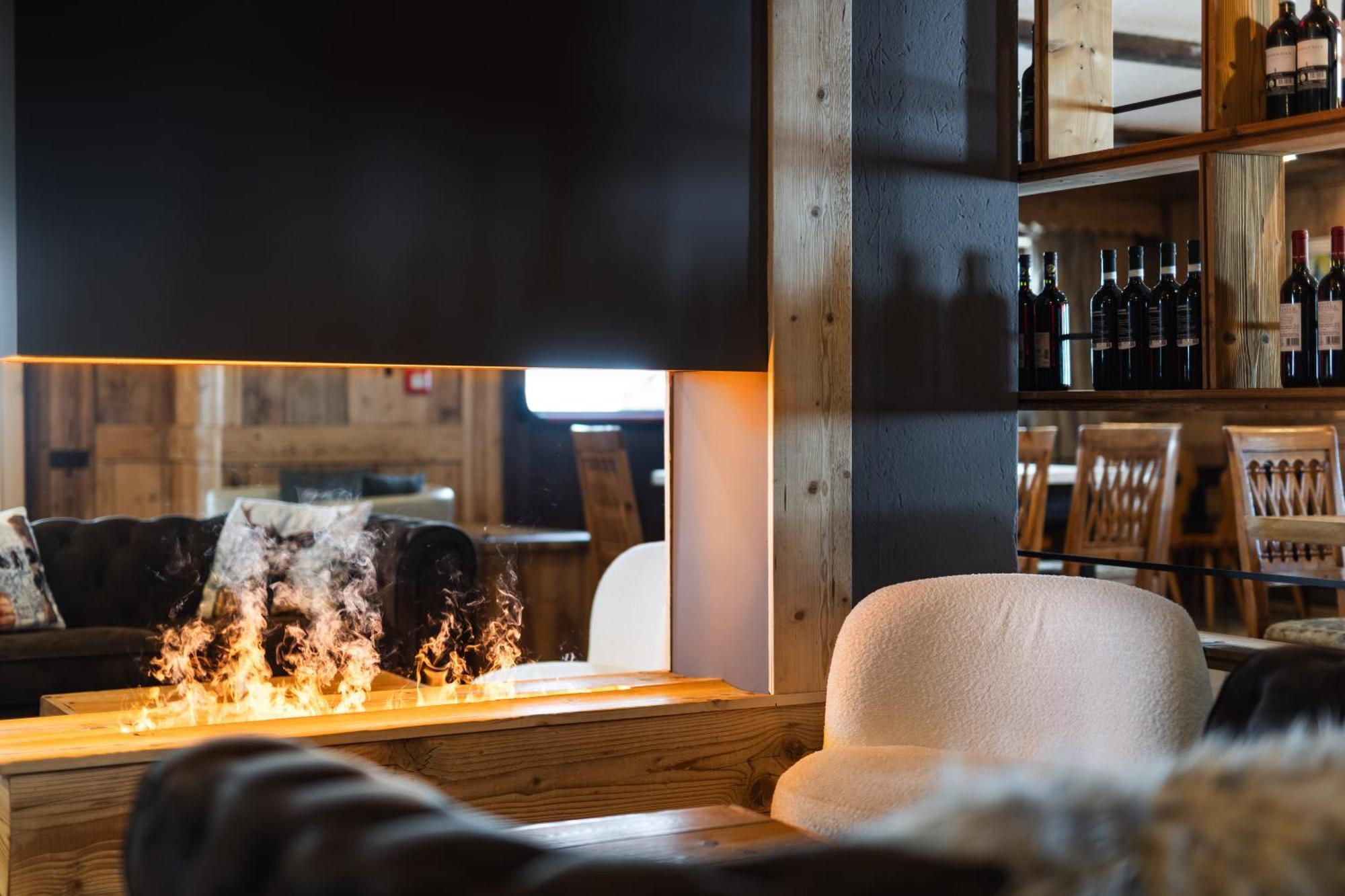 Chalet Des Alpes Gressan Esterno foto