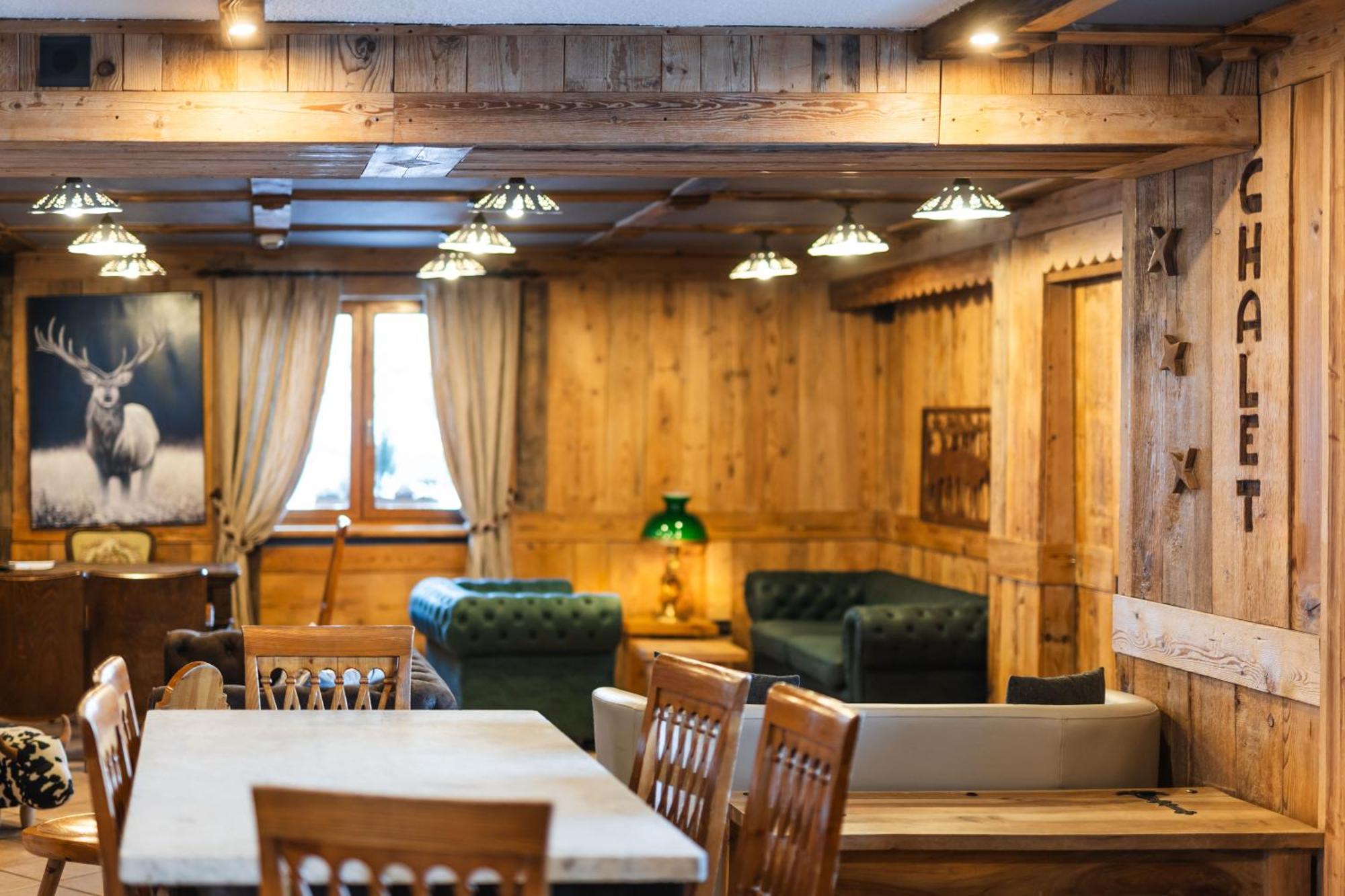Chalet Des Alpes Gressan Esterno foto