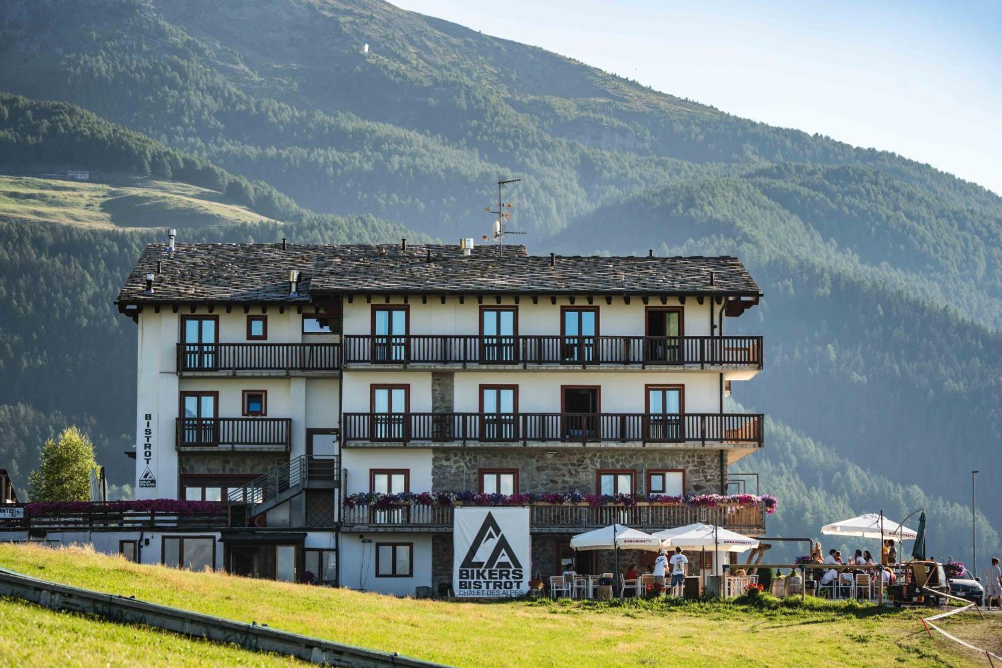 Chalet Des Alpes Gressan Esterno foto